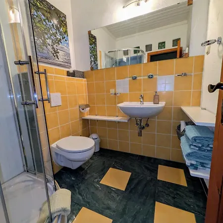 Shetty Appartement Bergen Auf Rugen